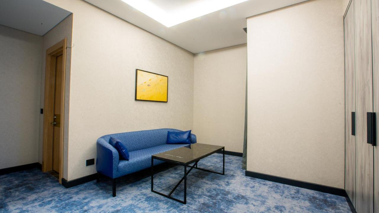 מלון Wyndham Garden באקו מראה חיצוני תמונה