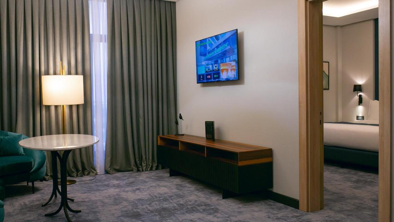 מלון Wyndham Garden באקו מראה חיצוני תמונה