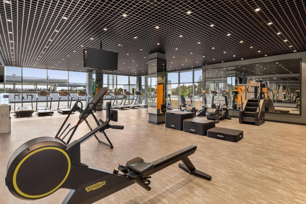 מלון Wyndham Garden באקו מראה חיצוני תמונה