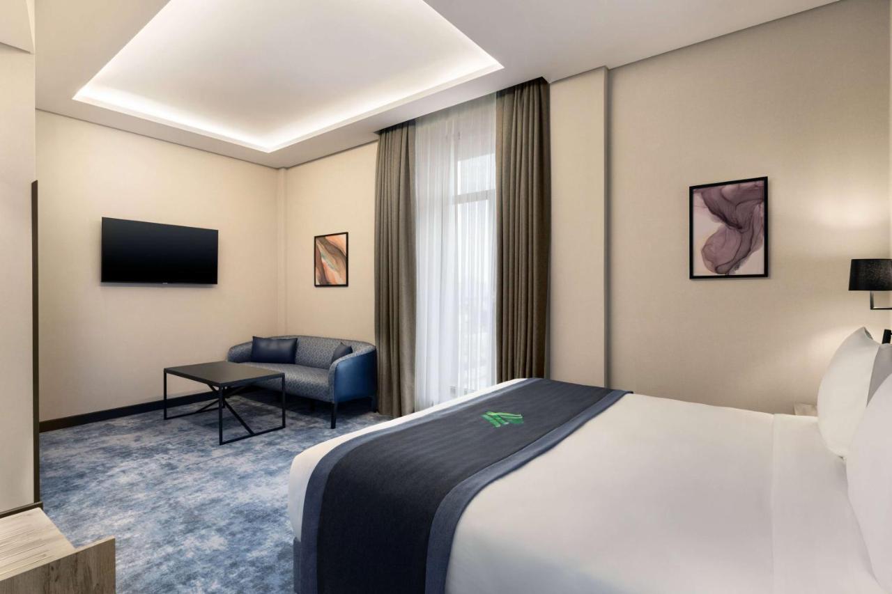 מלון Wyndham Garden באקו מראה חיצוני תמונה
